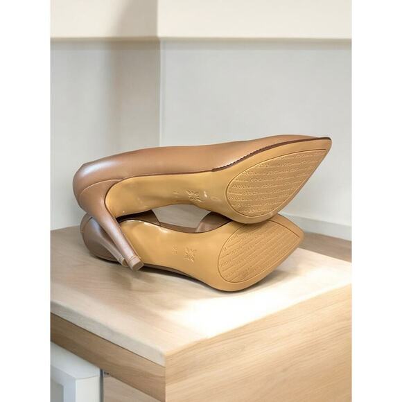 New With Out Tags BCBGeneration Homari Pumps Size 9.5M - Picture 5 of 7